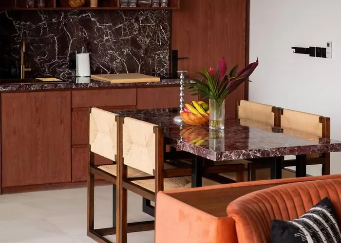 Palm Four - Curated Residences 3 Mengwi